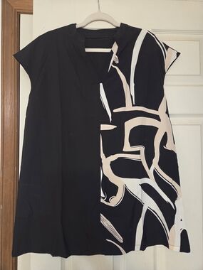 Black & Cream Abstract Split-Print Women's Dress